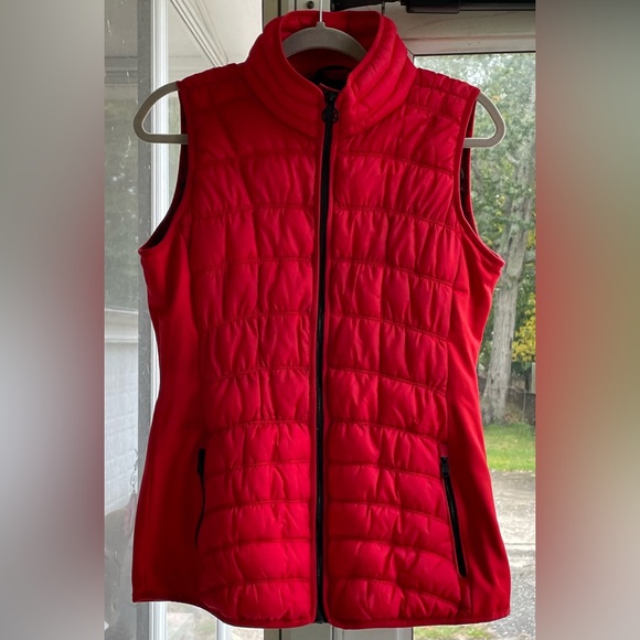 MICHAEL Michael Kors Perfect Red Down Quilted Sz. Med. Vest - Picture 13 of 16